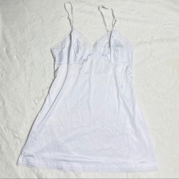 Dainty Lace Slip Dress - Picture 3 of 10